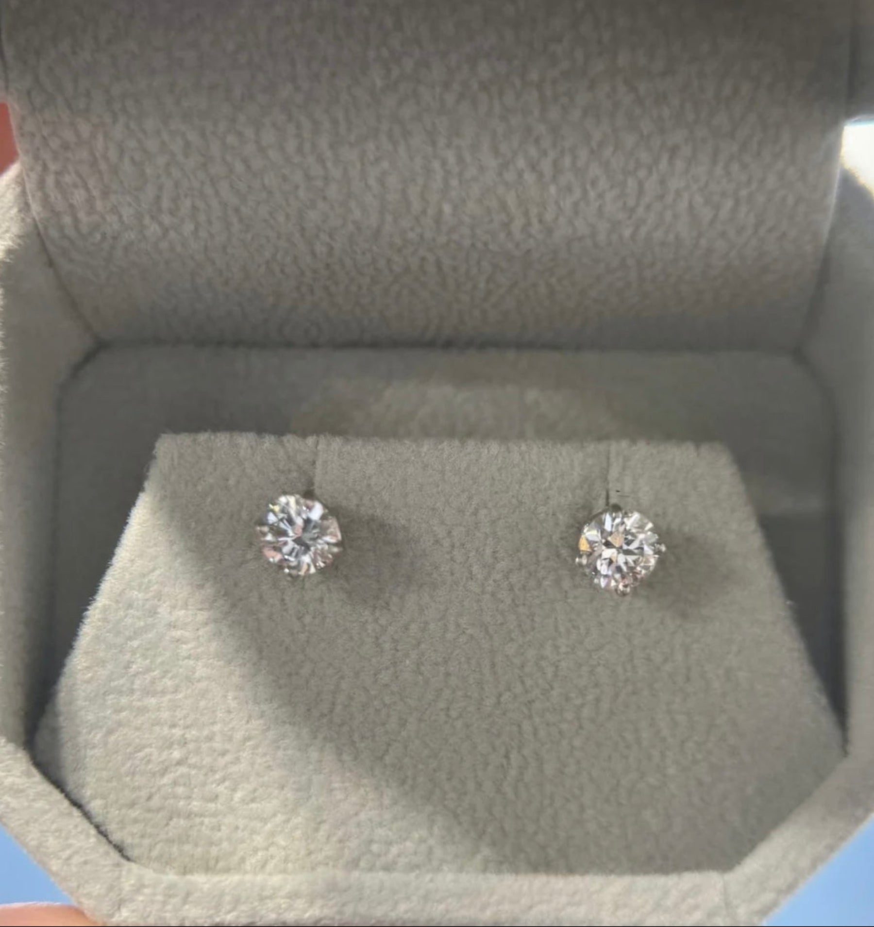 14k White Gold 1CTW Earrings