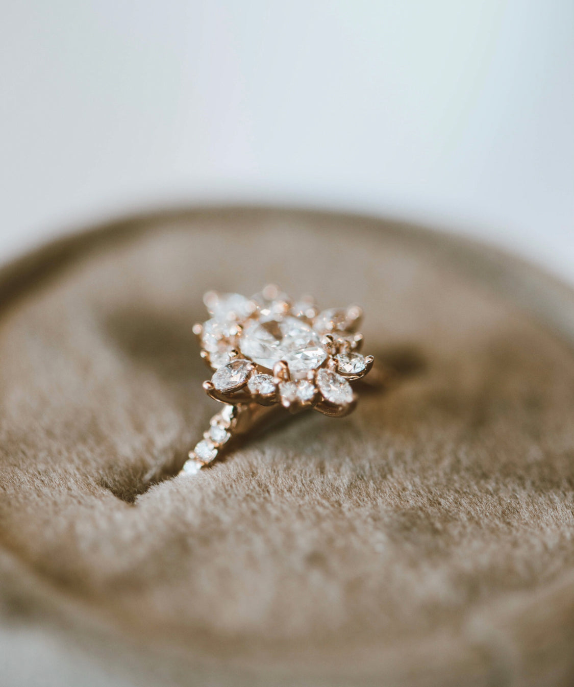 1.06 cttw Vintage Inspired Oval Ring